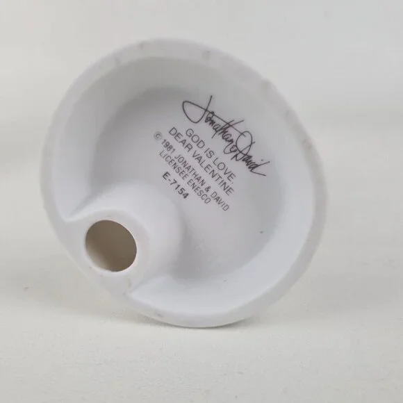 Precious Moments E-7154 Girl Holding Heart God Is Love Dear Valentine Retired - Picture 5 of 6